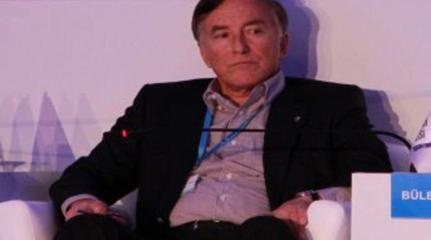 Ahmet &Ccedil;alık: &Uuml;lkelerin Gelişebilmesi I&ccedil;in Iyi Y&ouml;netilmesi Lazım