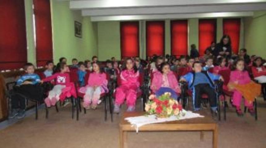 &Ouml;ğrencilere &Ccedil;izgi Film Keyfi