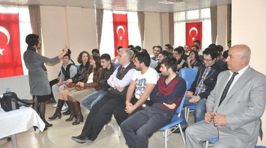 &Ouml;ğrencilere Farkındalık Ve &Ouml;zg&uuml;ven Eğitimi