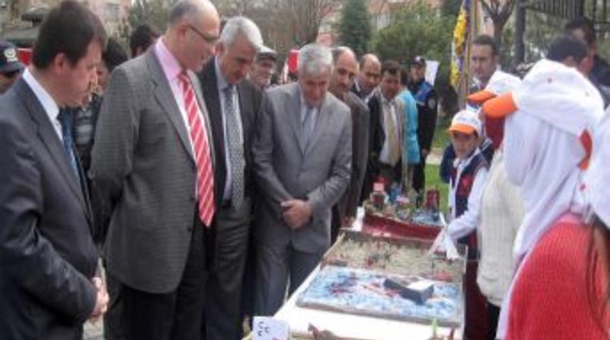 &Ccedil;anakkale Zaferi Maket Yarışması Sergisi'ne Yoğun Ilgi