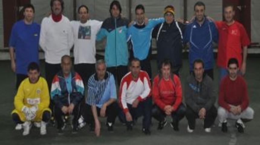 Malatyalı Efsaneler Halı Sahada Buluştu