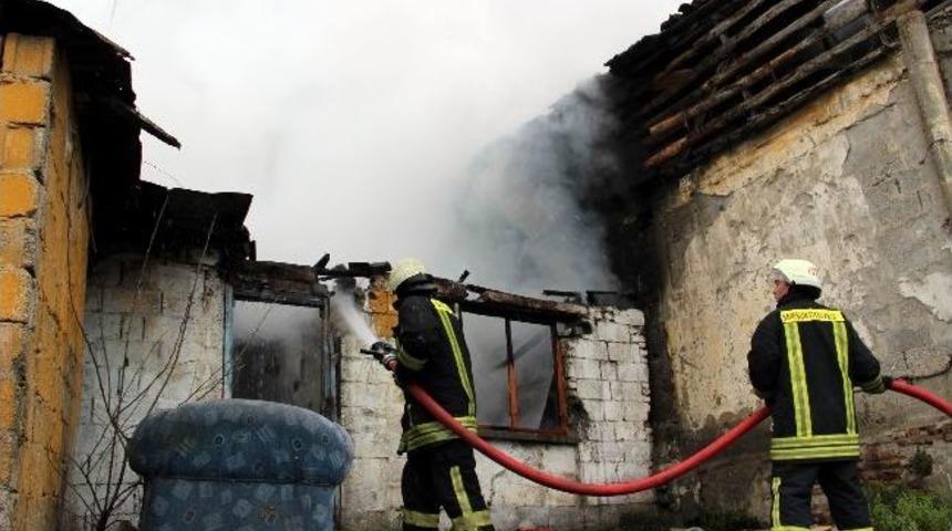Samsun&rsquo;da Yangın Paniği