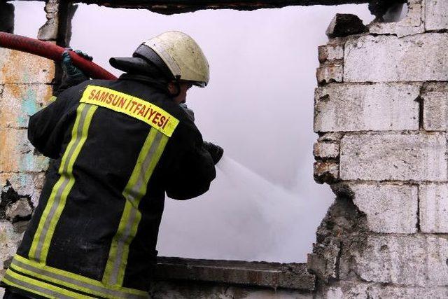 Samsun’da Yangın Paniği