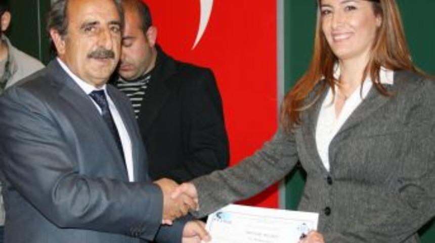 Girişimcilik Kursunu Tamamlayanlar Sertifikalarını Aldı