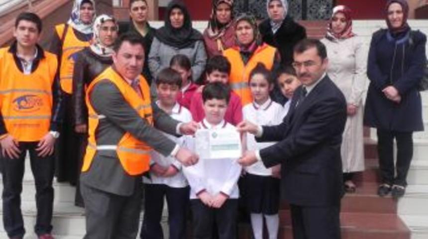 11 Afrikalının G&ouml;z&uuml;, K&uuml;&ccedil;&uuml;k Y&uuml;reklerin Yardımıyla A&ccedil;ılacak