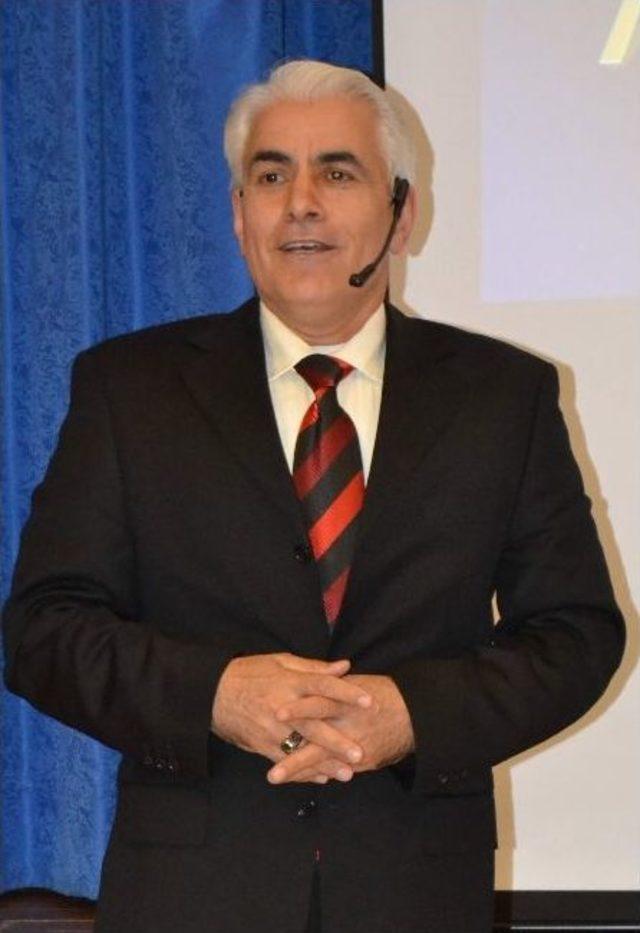 Prof. Dr. Salih Güney’den ’21. Yüzyılda Yöneticilik Ve Liderlik Eğitimi’ Konulu Konferans