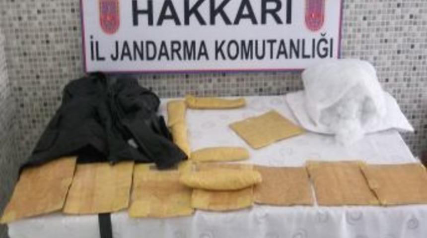 Hakkari'de 32 Kilogram Eroin Ele Ge&ccedil;irildi
