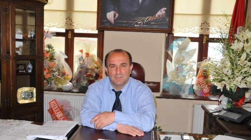 İnebolu Belediye Başkanı Uzuner’e Saldırı