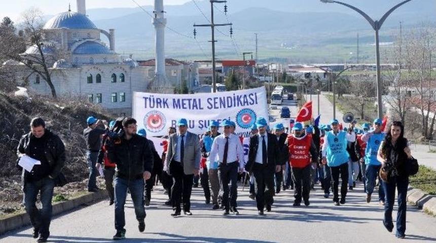 Bolu&rsquo;da 250 Sendika İş&ccedil;isi Eylem Yaptı