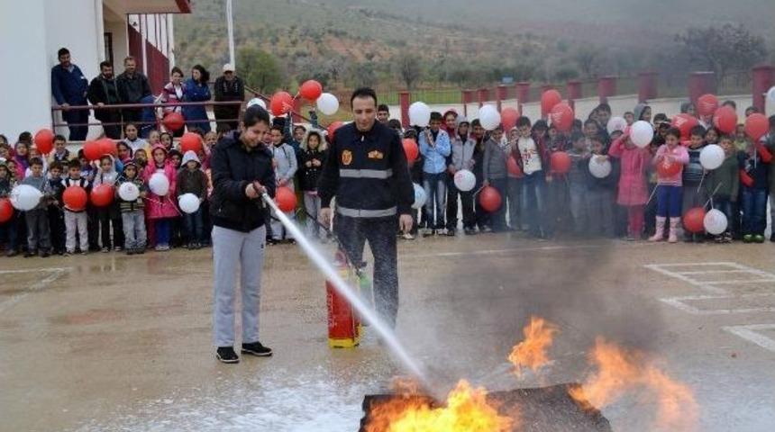 Oğuzeli Myo'dan Ateş D&uuml;şt&uuml;ğ&uuml; Yeri Yakmasın Projesi