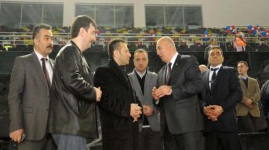 Vali Aksoy, Judo Şampiyonası'nın Yapılacağı Salonda Incelemelerde Bulundu