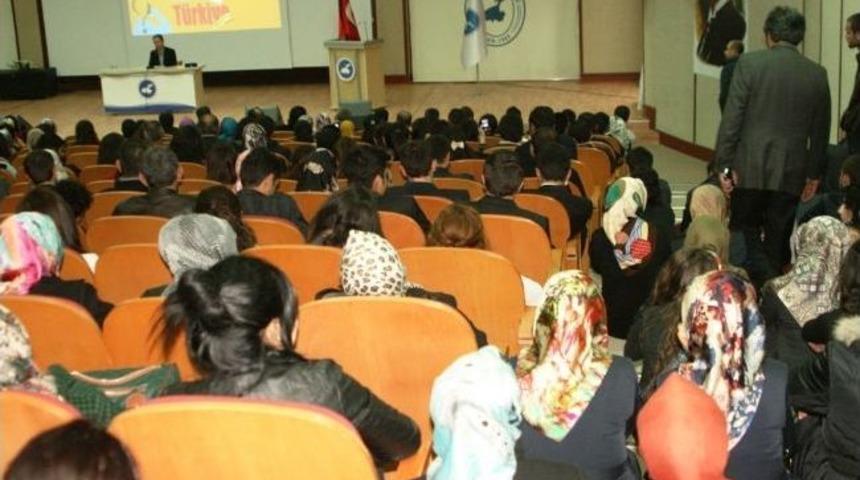 Yy&uuml;&rsquo;de Hayalimdeki T&uuml;rkiye Konferansına İlgi B&uuml;y&uuml;k