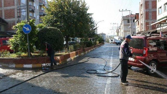 Çaydeğirmeni Belediyesinden Bahar Temizligi