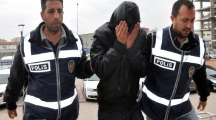 Tartıştığı Babasını &Ouml;ld&uuml;rd&uuml;