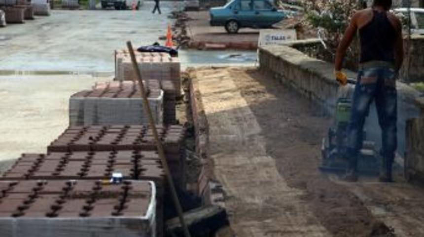 Talas&rsquo;ta 100 Bin Metrekare Kilitli Parke Taşı D&ouml;şenecek