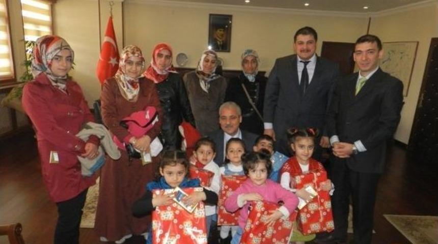 Bing&ouml;l Valisi G&uuml;ven&ccedil;er Minikleri Makamında Kabul Etti