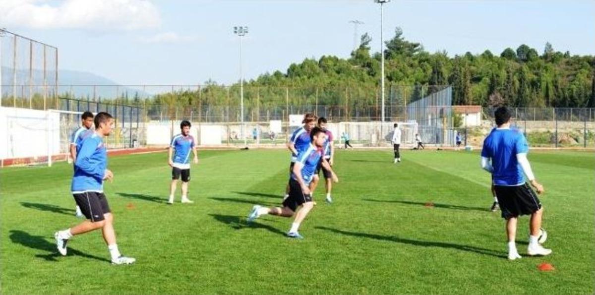 Bucaspor&rsquo;da Adana Demirspor Ma&ccedil;ı &Ouml;ncesi Neşeli İdman