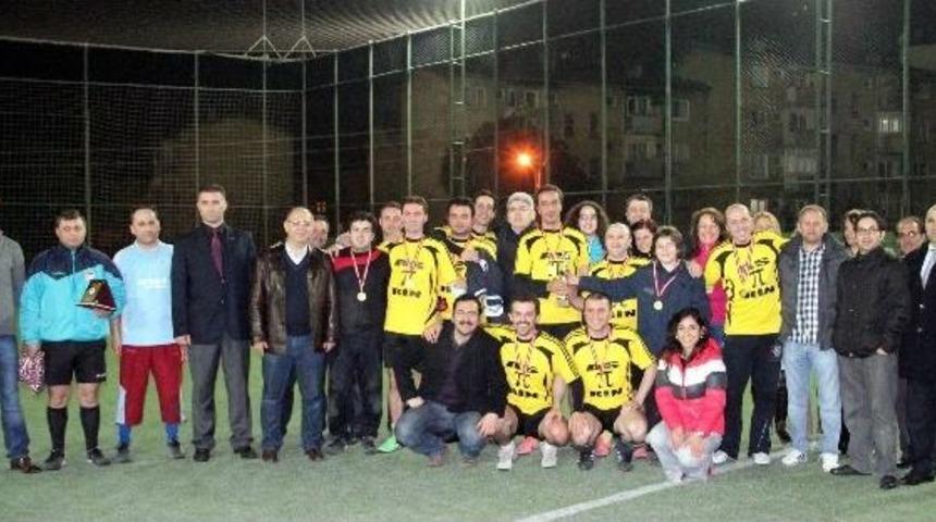 Hekimlerin Futbol Turnuvası Sona Erdi