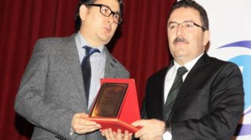 Gazeteci Arslan: D&uuml;ne Kadar Medya Tek Taraflı Bir Iletişim Aracıydı