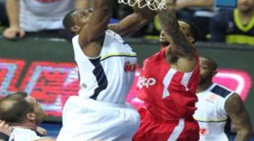Fenerbah&ccedil;e &Uuml;lker, Son Şampiyon Olimpiakos'a 78-73 Mağlup Oldu