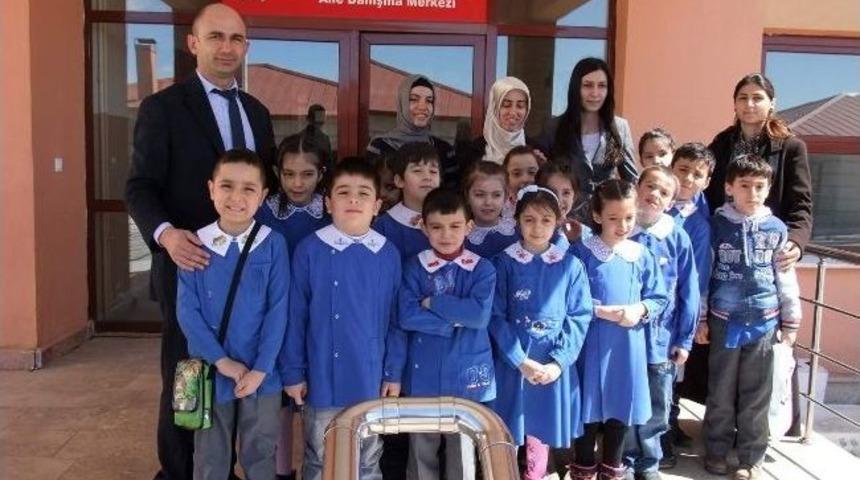Sarıkamışlı &Ouml;ğrencilerden Anlamlı Ziyaret