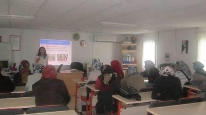 Kur&rsquo;an Kursu &Ouml;ğrencilerine Sağlıklı Beslenme Eğitimi