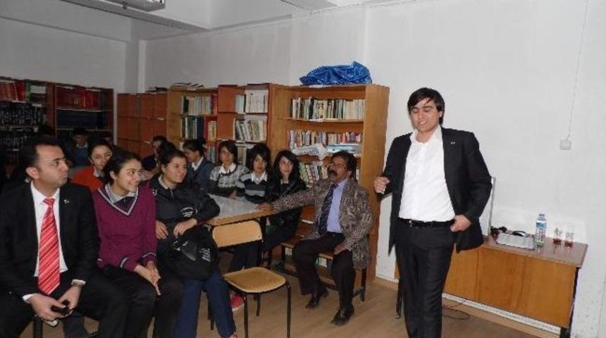 G&ouml;lbaşı&rsquo;nda, Lise &Ouml;ğrencilerine Ter&ouml;r Semineri