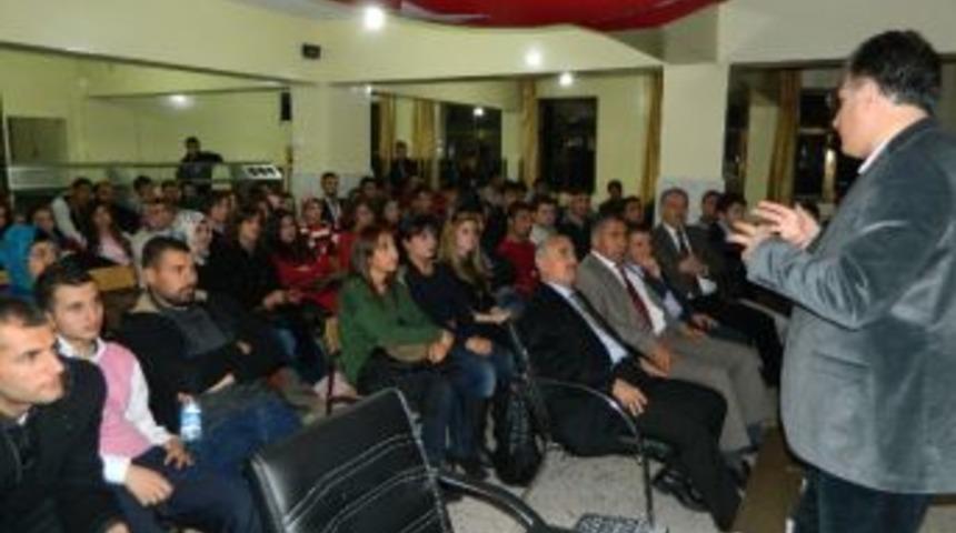 Tatvan Yurt M&uuml;d&uuml;rl&uuml;ğ&uuml;&rsquo;nden Eğitim Semineri