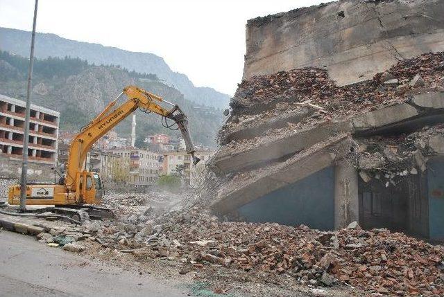 Yıkım Çalışması Başladı 1