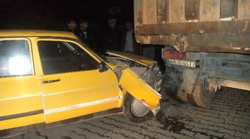Varto'da Trafik Kazası; 2 Yaralı