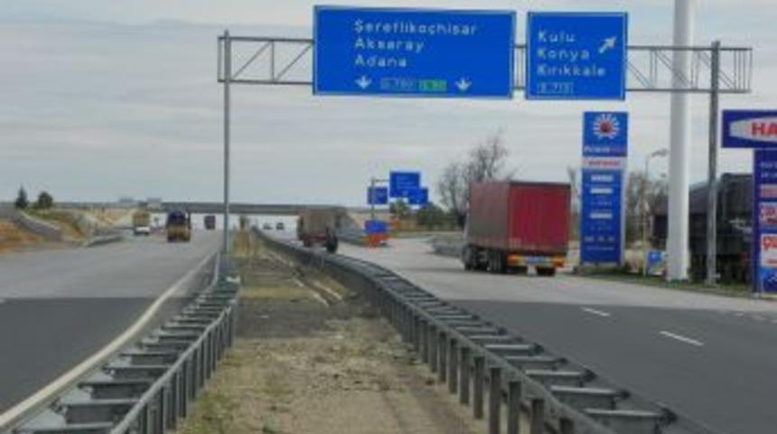 Kulu Makasında Ara Yollar Kapandı, 150 Kişi Işsiz Kaldı