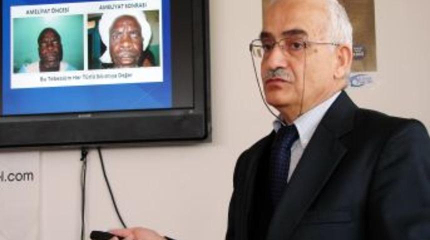 Kimse Yok Mu Derneği'nin G&ouml;n&uuml;ll&uuml; Doktorları Darfurluların G&ouml;zlerinin Işığı Oldu