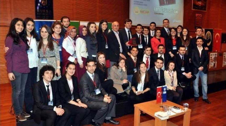 Bursaspor Eski Teknik Direkt&ouml;r&uuml; Ertuğrul Sağlam: