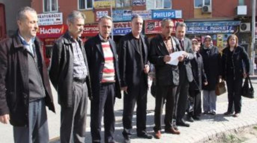 Mhp&rsquo;den Bayrak Asma &Ccedil;ağrısı