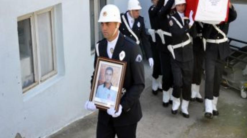 Şehit Polis Memuru Ağca'nın Cenazesi Memleketi Kozan&rsquo;da Toprağa Verildi