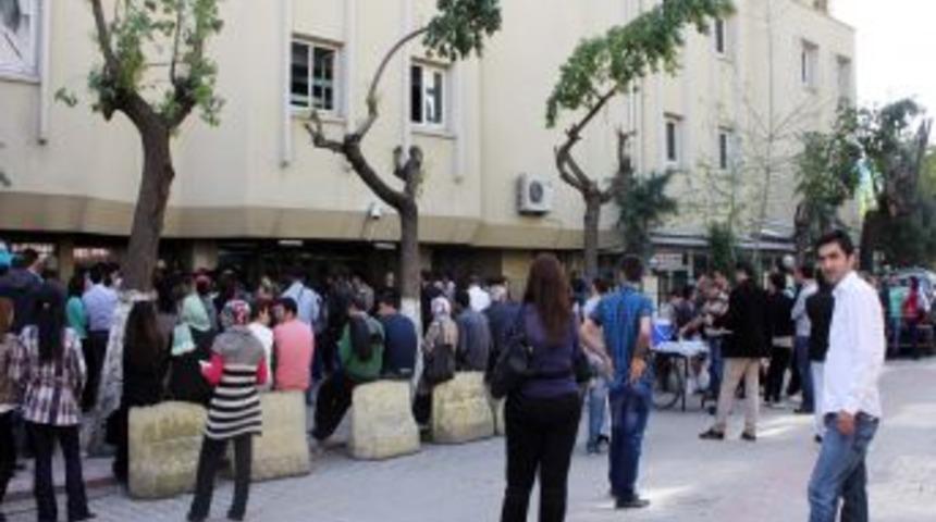 Zabıt Katibi Olabilmek I&ccedil;in Ter D&ouml;kt&uuml;ler