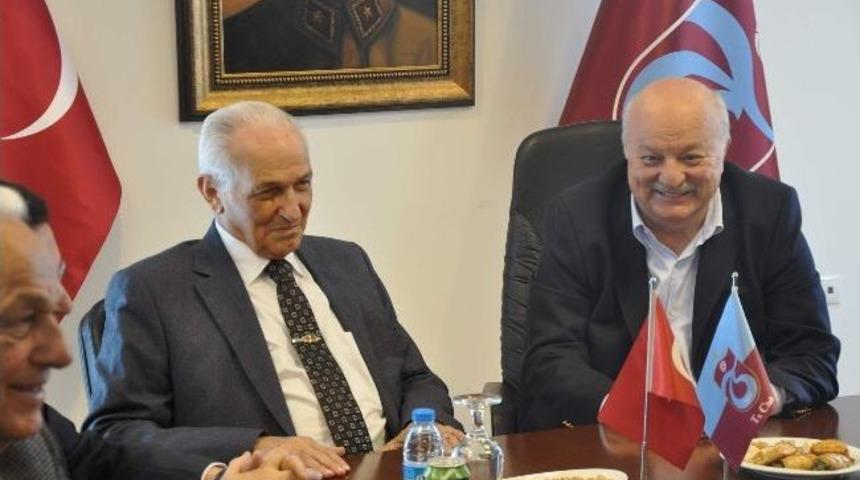 Trabzon'daki Sivil Toplum &Ouml;rg&uuml;tlerinden Trabzonspor'a Destek Ziyareti