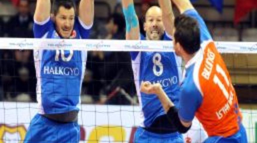 İstanbul BBSK: 2 - Halkbank: 3