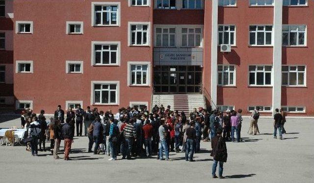 Atatürk Üniversitesi Öğrencilerinden ‘kar Serçesi’ Filmi