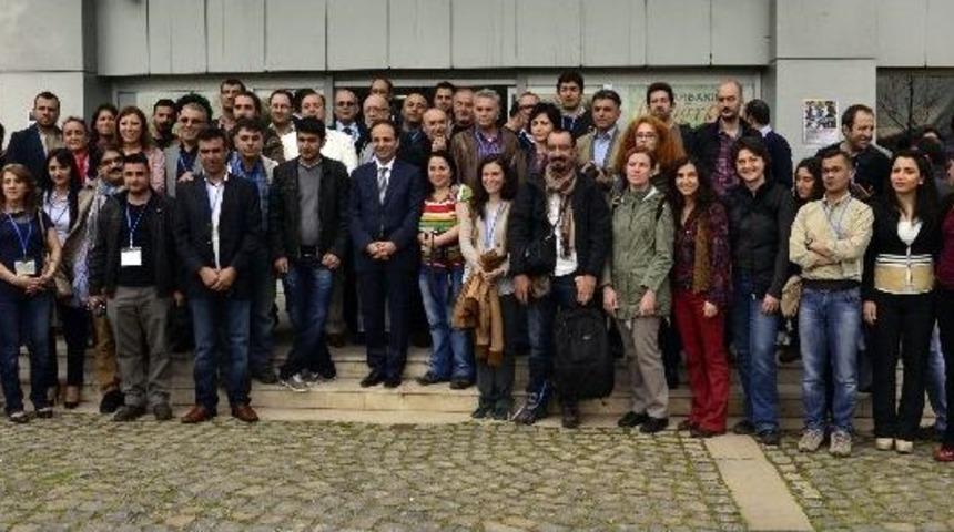 Bu Kez Baydemir Fotoğraf &Ccedil;ekti