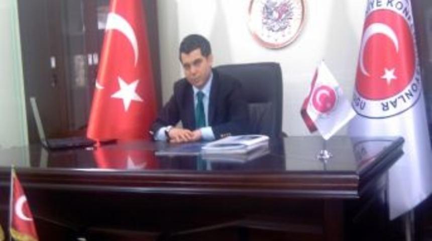 T&uuml;rkiye Gen&ccedil;lik Konfederasyonu: "rumların T&uuml;rk Bayrağını Yere D&uuml;ş&uuml;rmesini Ve Yakmasını Nefretle Kınıyoruz"