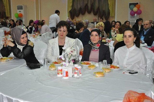 Kırklareli Engelliler Yaşam Derneği&rsquo;nden Dayanışma Yemeği 1