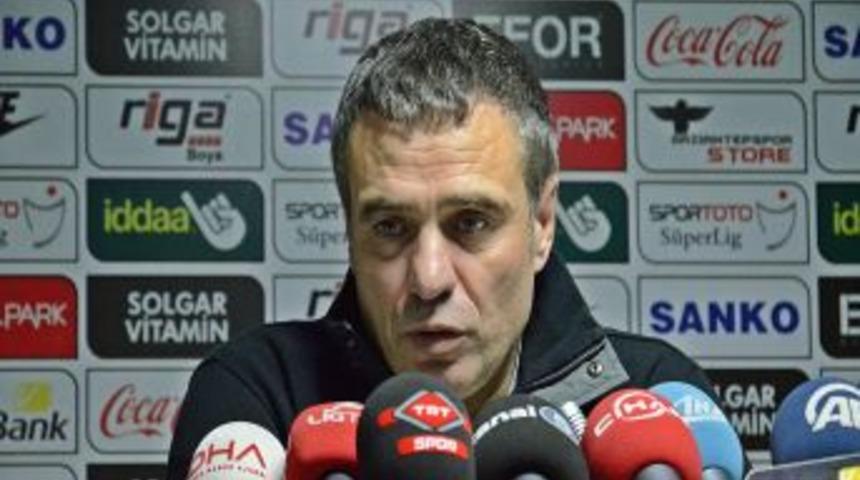 Ersun Yanal: Rakibin Sert Oyununa Karşılık Veremedik