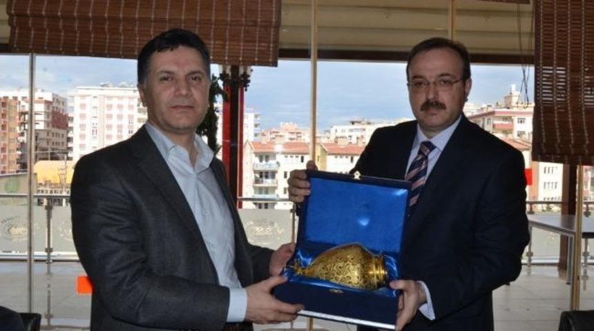 Vali Ayvaz, &ldquo;mardin Kud&uuml;s Benzeri Bir Şehir Olacak&rdquo;