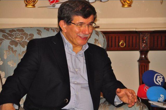 Bakan Davutoğlu, Vali Daşöz ü Ziyaret Etti 1