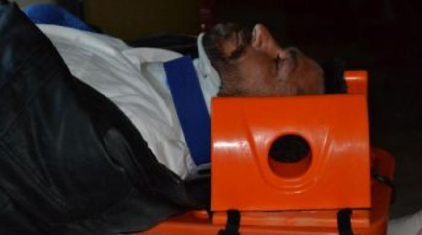 Turgutlu&rsquo;da Trafik Kazası: 3 Yaralı