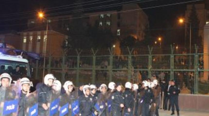 Muğla &Uuml;niversitesi&rsquo;nde &Ouml;ğrenciler Arası Kavga