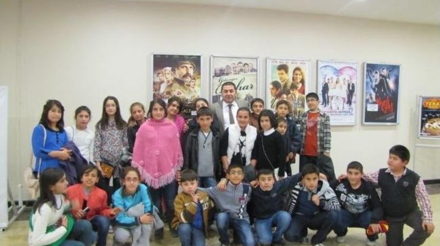 Yerk&ouml;y&rsquo;de &Ouml;ğrenciler &ldquo;&ccedil;anakkale Yolun Sonu&rdquo; Filmini İzledi