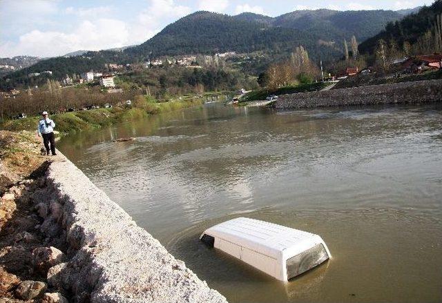 Aynı Derede Mahsur Kaldılar 2
