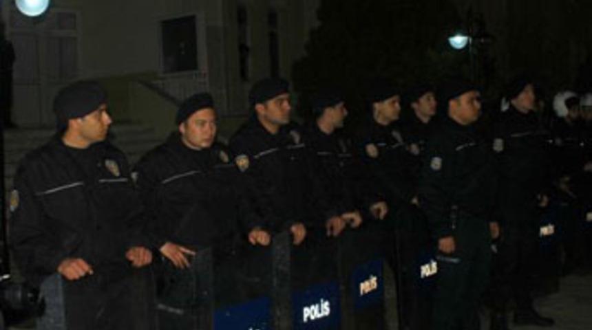 Üniversite yurdunda kavga!